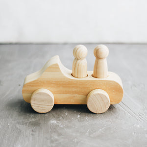 WOODEN CAR WITH PEG DOLLS