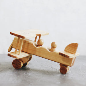 CLASSIC WOODEN PLANE WITH TWO PEG DOLLS